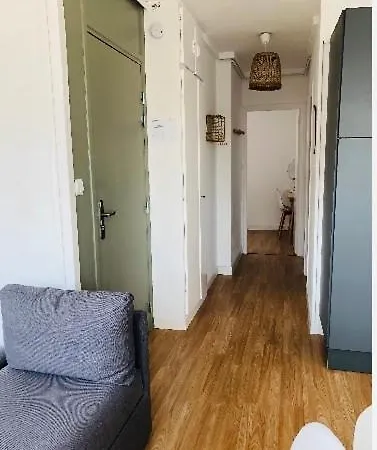 C 2 Tres Lumineux Appartement *