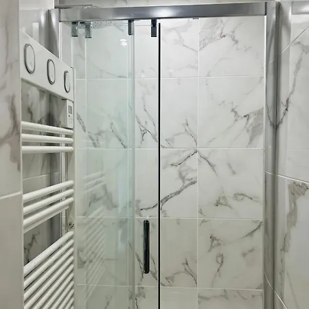 Apartman C 2 Tres Lumineux *